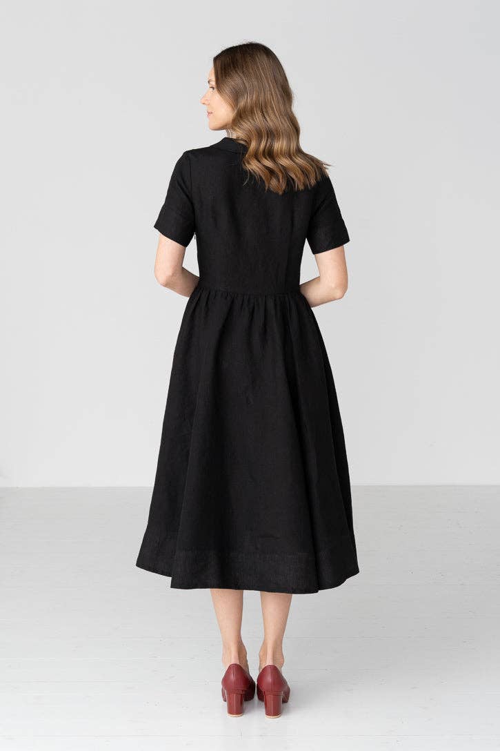 Classic – Short Sleeve Peter Pan Collar Linen Dress
