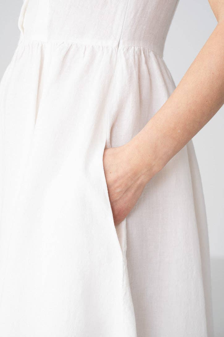 Classic – Short Sleeve Peter Pan Collar Linen Dress